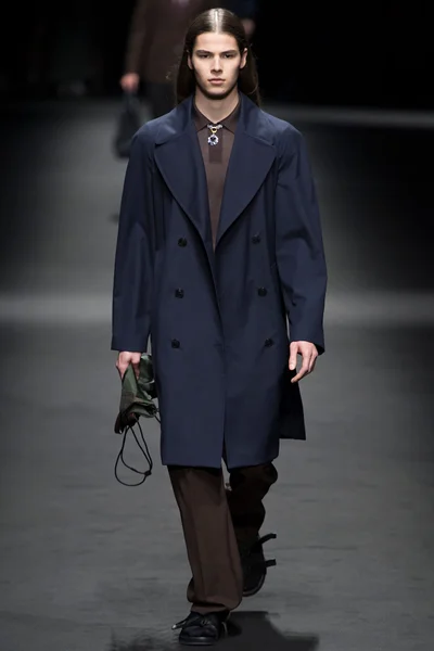 Look 6